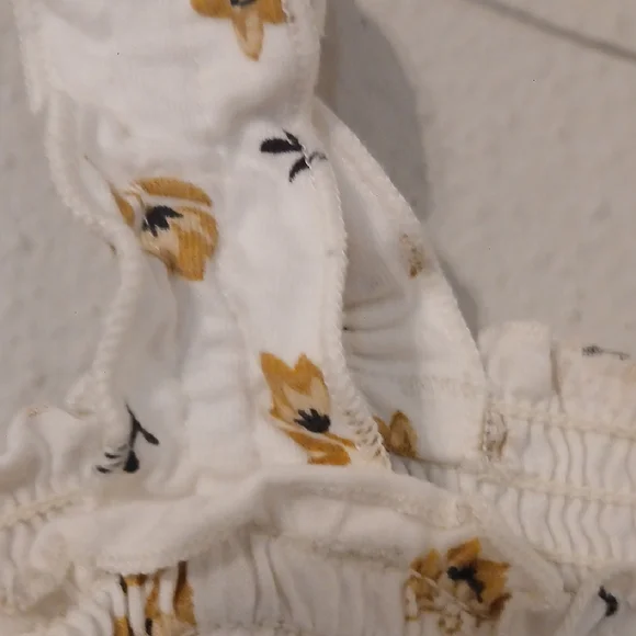 Billabong White Smocked Ruffled Tank Top - Picture 4 of 6